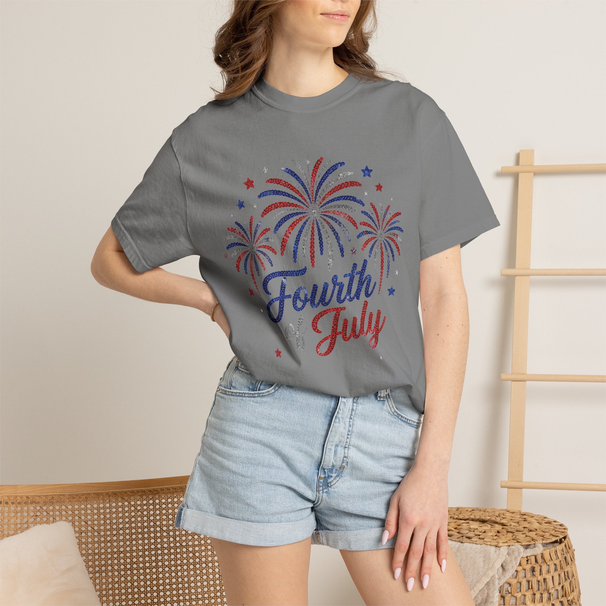 Fourth of July fireworks T-shirt | Independence Day stars and script
